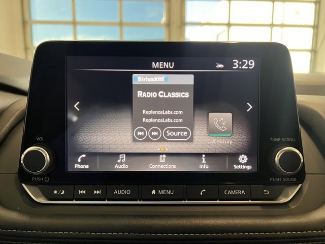 Used 2025 Nissan Rogue SV image 20