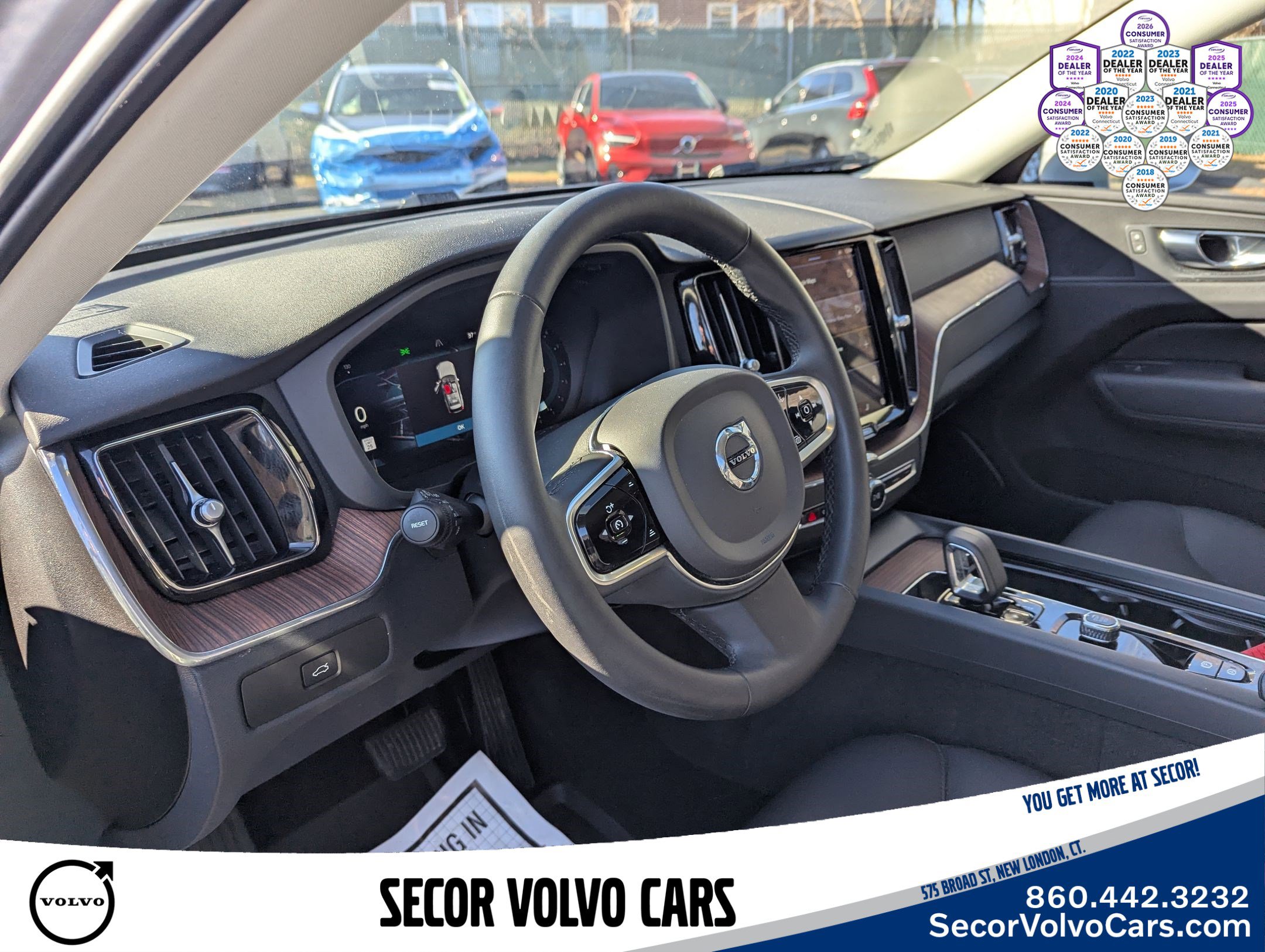 Certified 2023 Volvo XC60 B5 Plus image 10