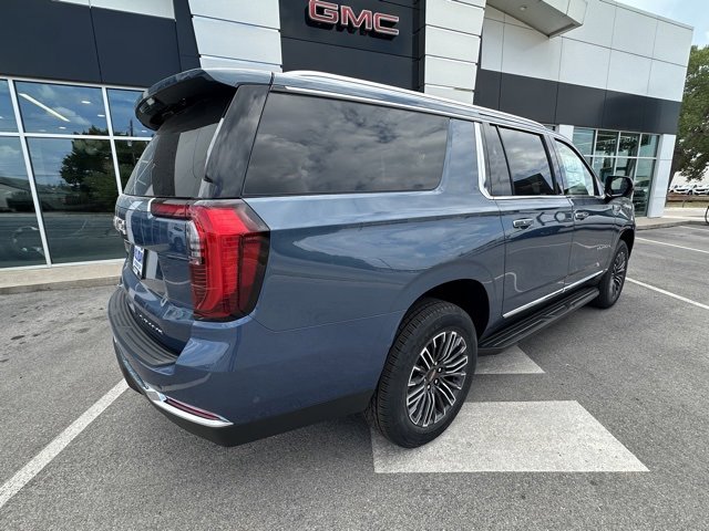 New 2026 GMC Yukon XL Elevation w/ LPO, Floor Liner Package image 4