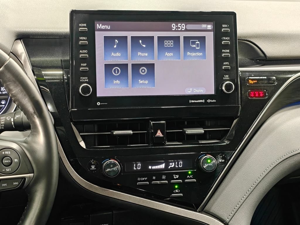 Used 2021 Toyota Camry XLE AWD/4WD image 6