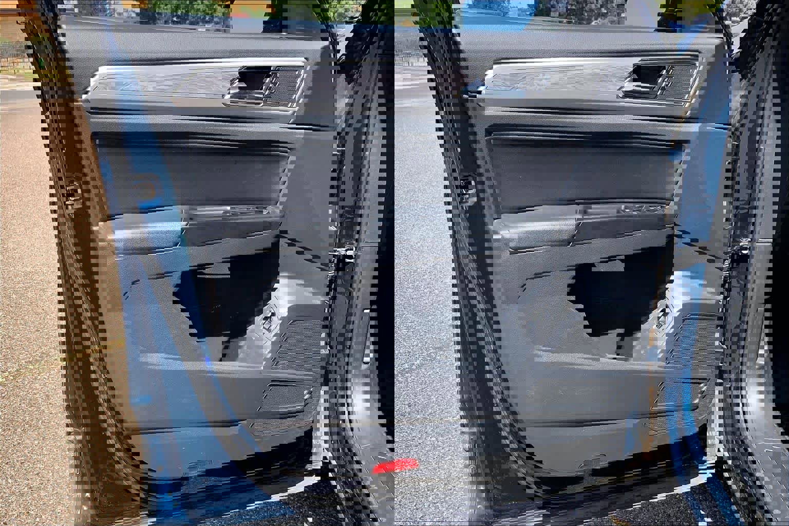 Used 2020 Volkswagen Atlas Cross Sport SE AWD/4WD image 22