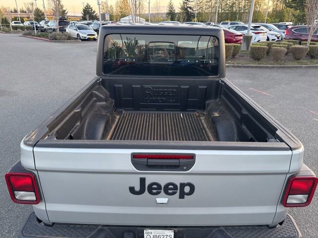 Used 2023 Jeep Gladiator Sport w/ Trailer Tow Package AWD/4WD image 12