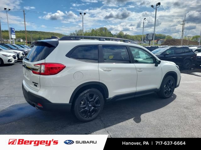 Used 2024 Subaru Ascent Onyx Edition image 4