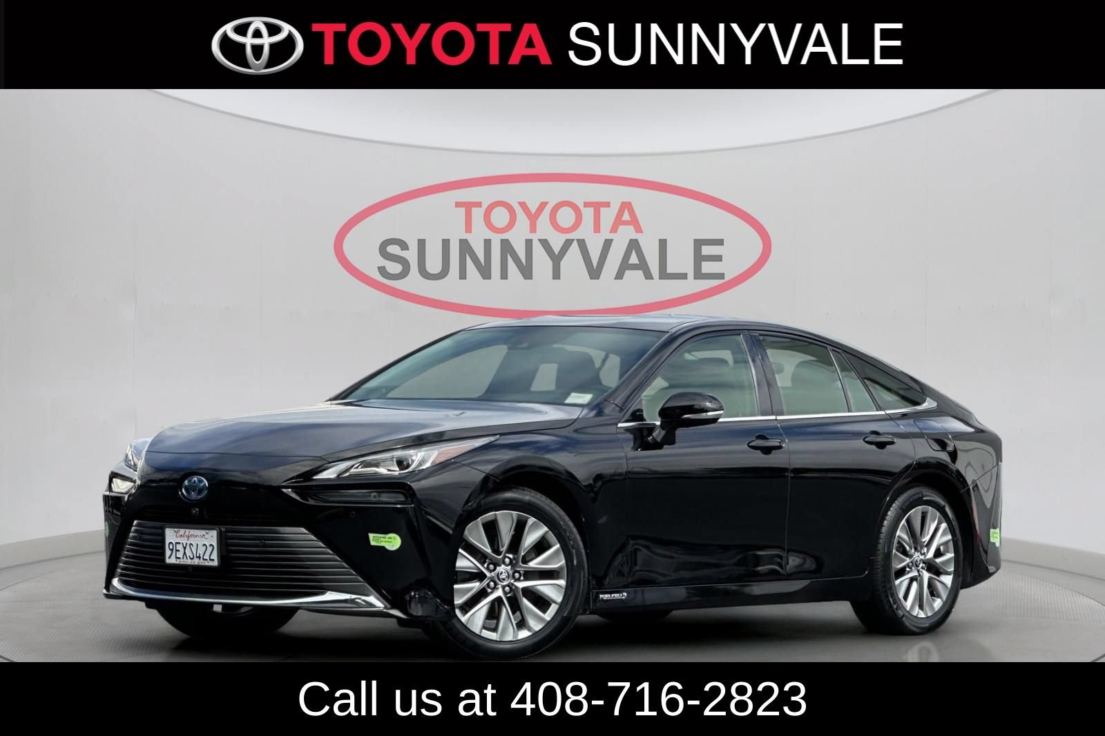 Certified 2022 Toyota Mirai w/ Advanced Technology Package RWD image 2
