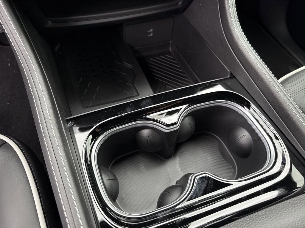 New 2026 Chrysler Pacifica Limited w/ S Appearance Package image 33