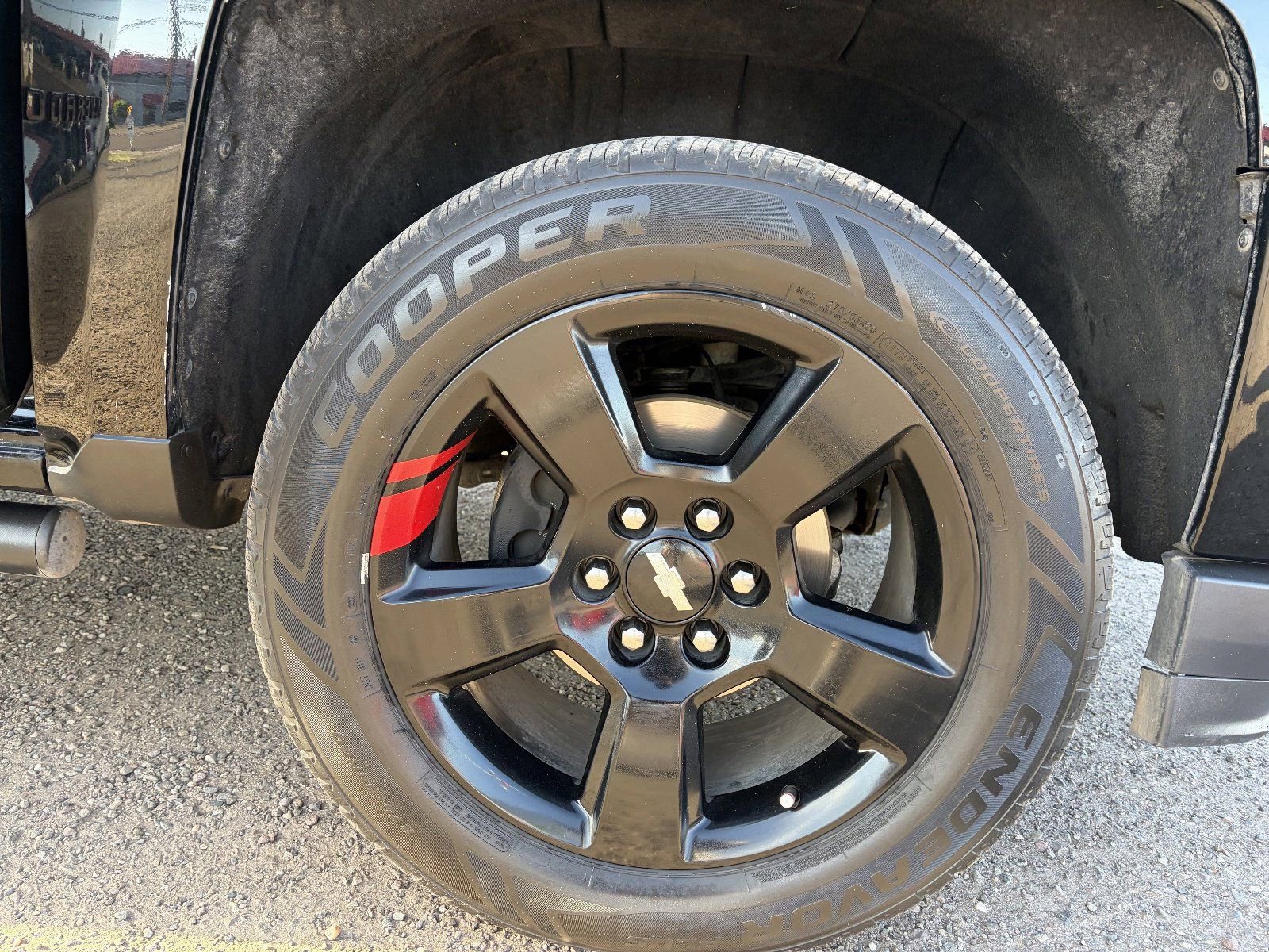 Used 2018 Chevrolet Silverado 1500 LTZ Z71 w/ Redline Edition AWD/4WD image 10