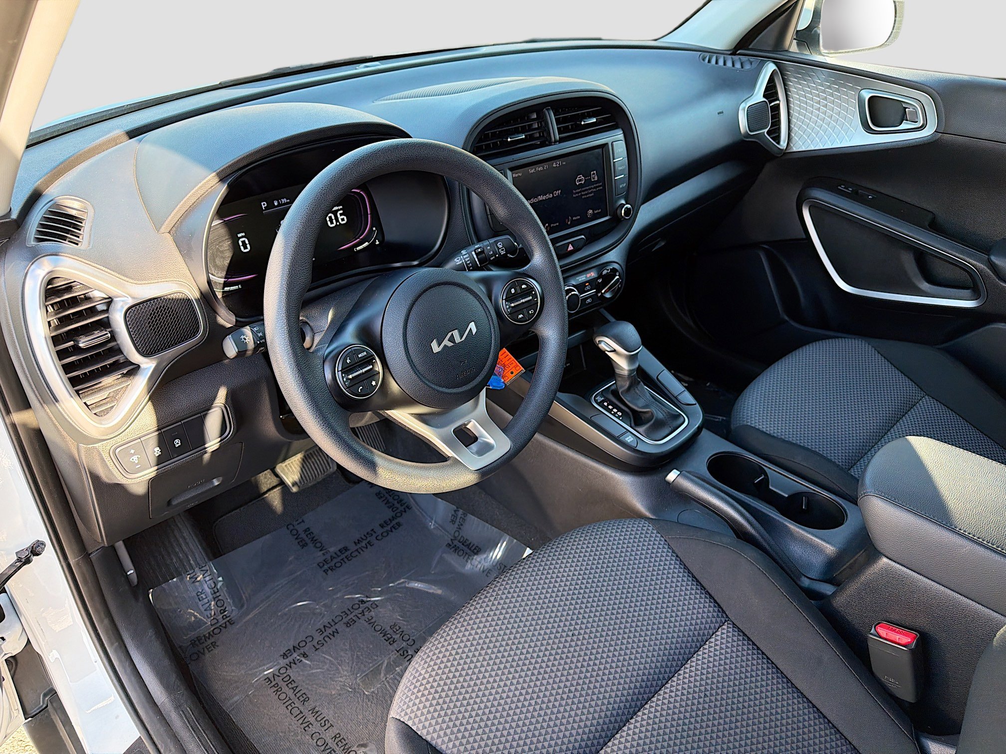 Used 2024 Kia Soul LX w/ Option Group 015 image 24