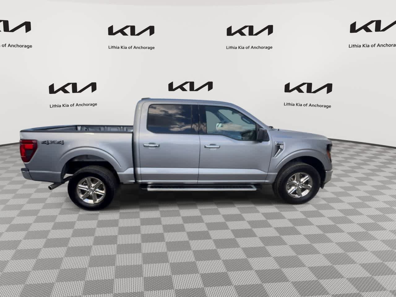 Used 2024 Ford F150 XLT w/ Tow/Haul Package AWD/4WD image 9