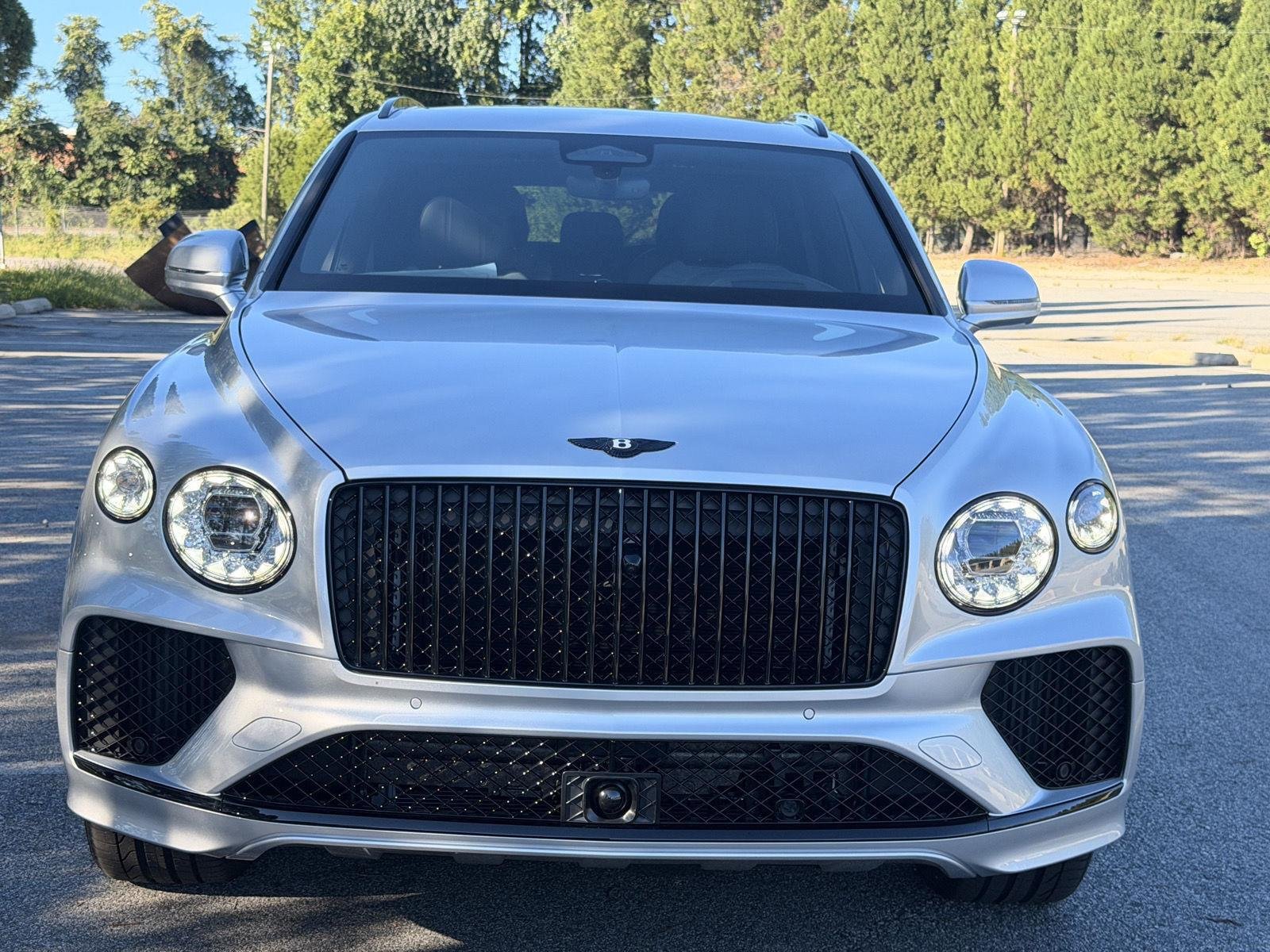 New 2027 Bentley Bentayga AWD/4WD image 3