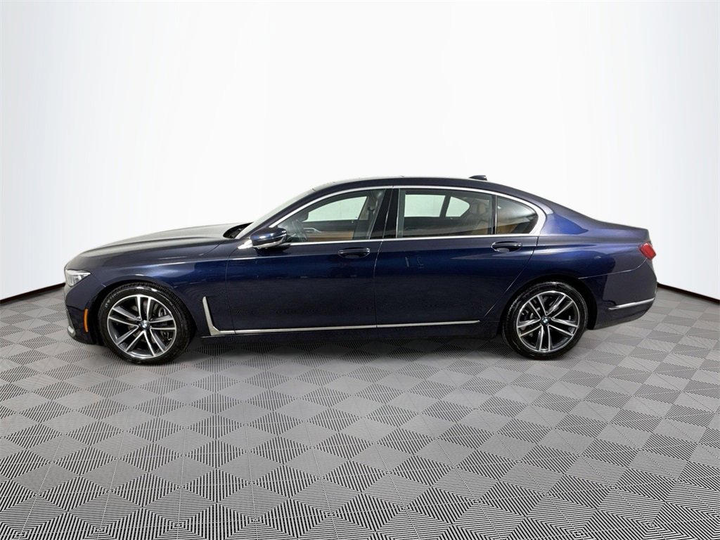 Used 2021 BMW 750i xDrive w/ Executive Package image 5
