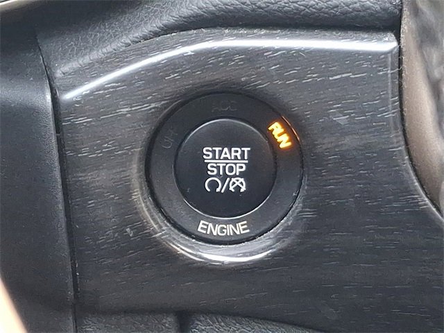 Used 2015 Jeep Grand Cherokee Altitude image 23