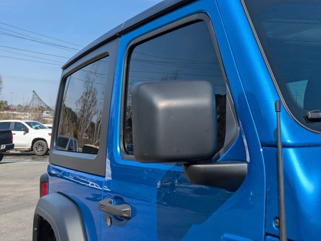 Used 2022 Jeep Wrangler Sport image 12