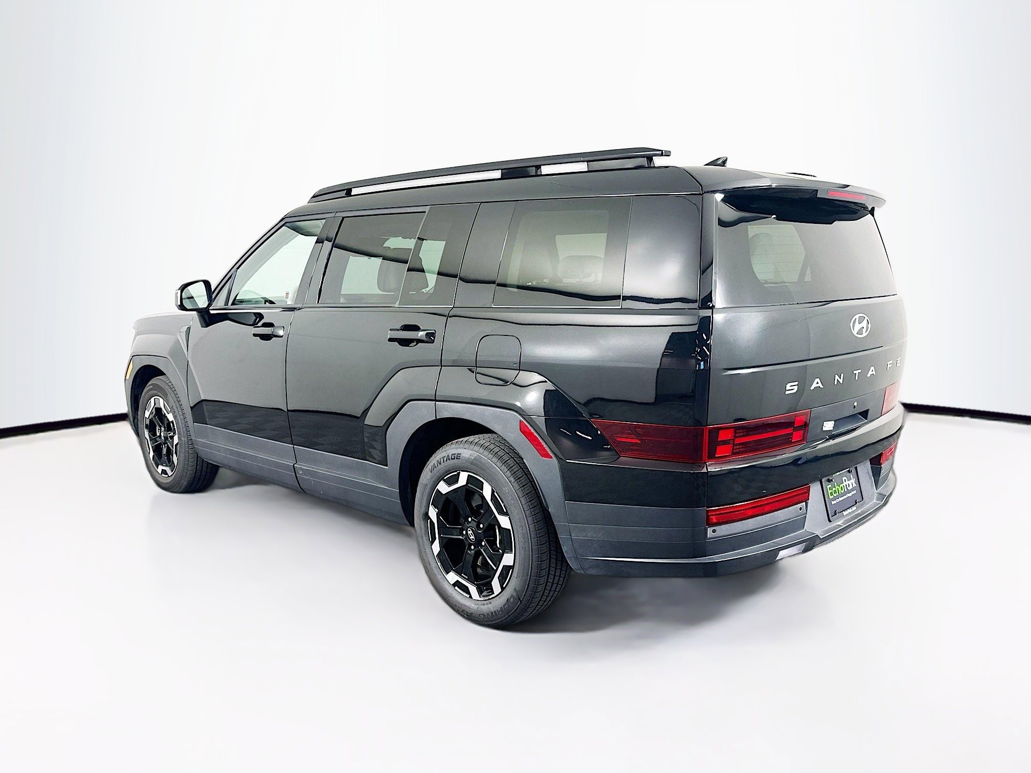 Used 2025 Hyundai Santa Fe SEL image 5