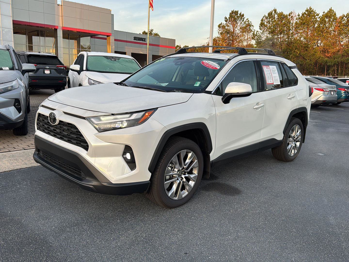 Certified 2025 Toyota RAV4 XLE Premium image 1