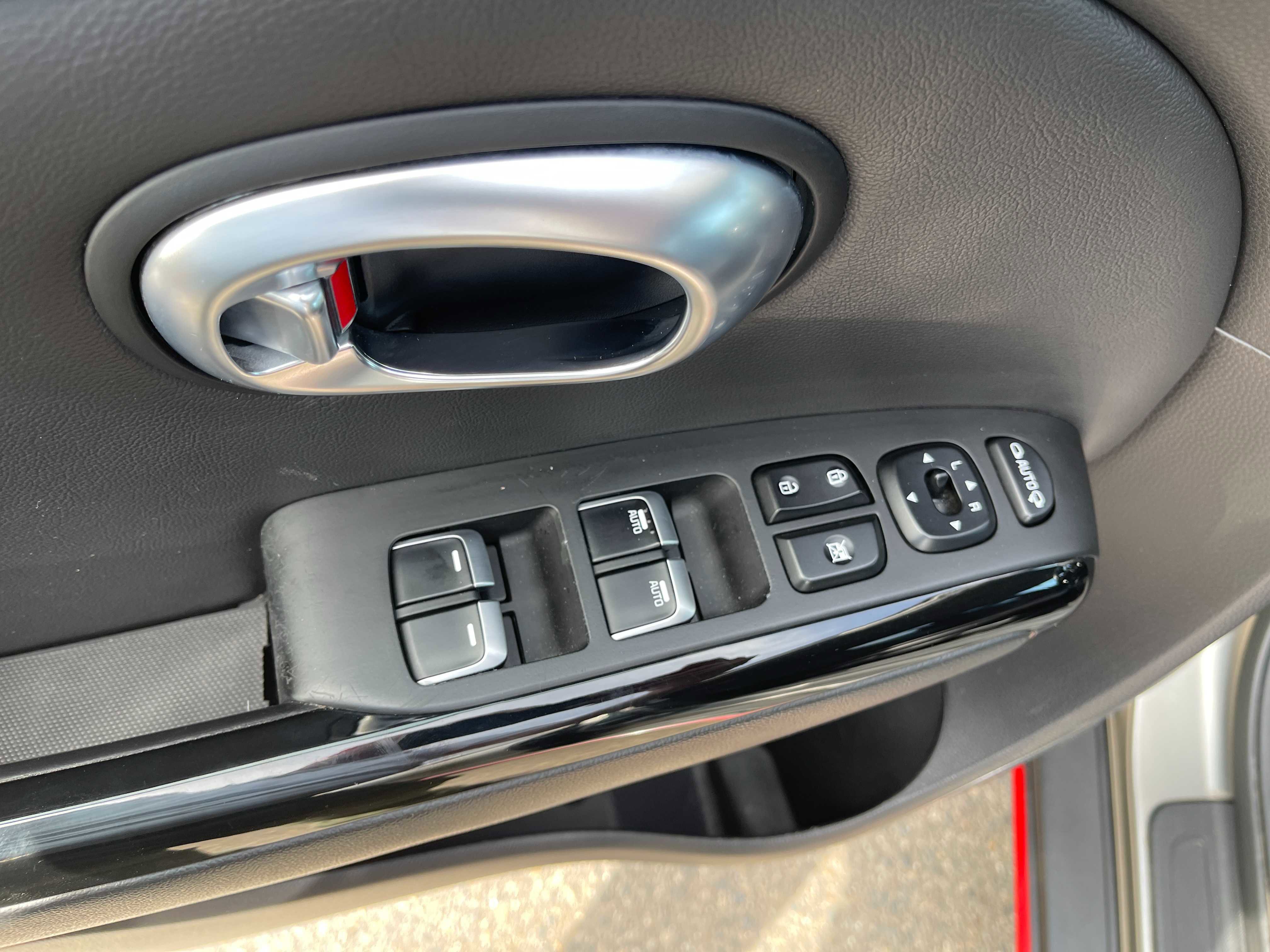 Used 2019 Kia Soul ! w/ Technology Package FWD image 17