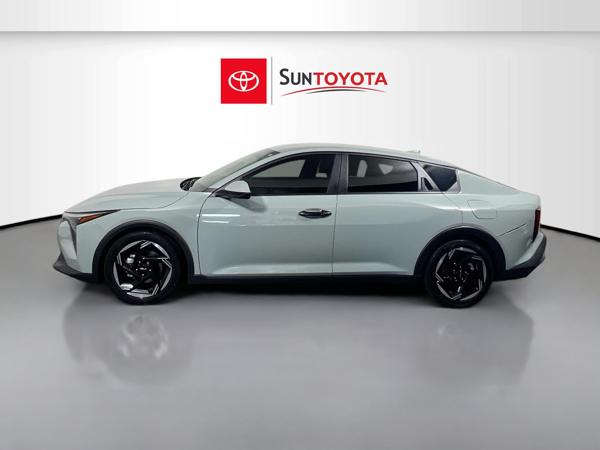 Used 2025 Kia K4 EX FWD image 7
