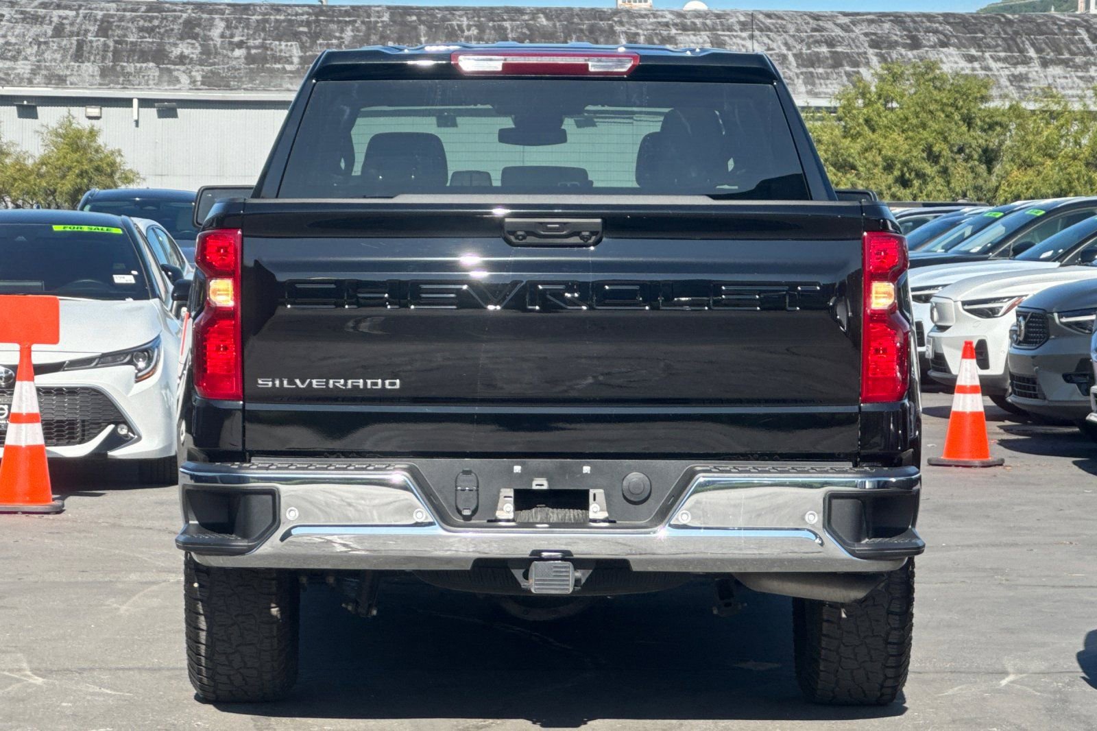 Used 2025 Chevrolet Silverado 1500 W/T w/ WT Value Package image 7