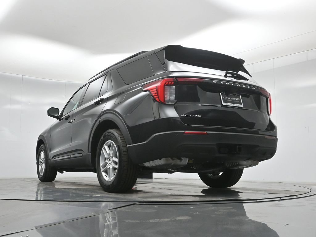 New 2026 Ford Explorer Active RWD image 48