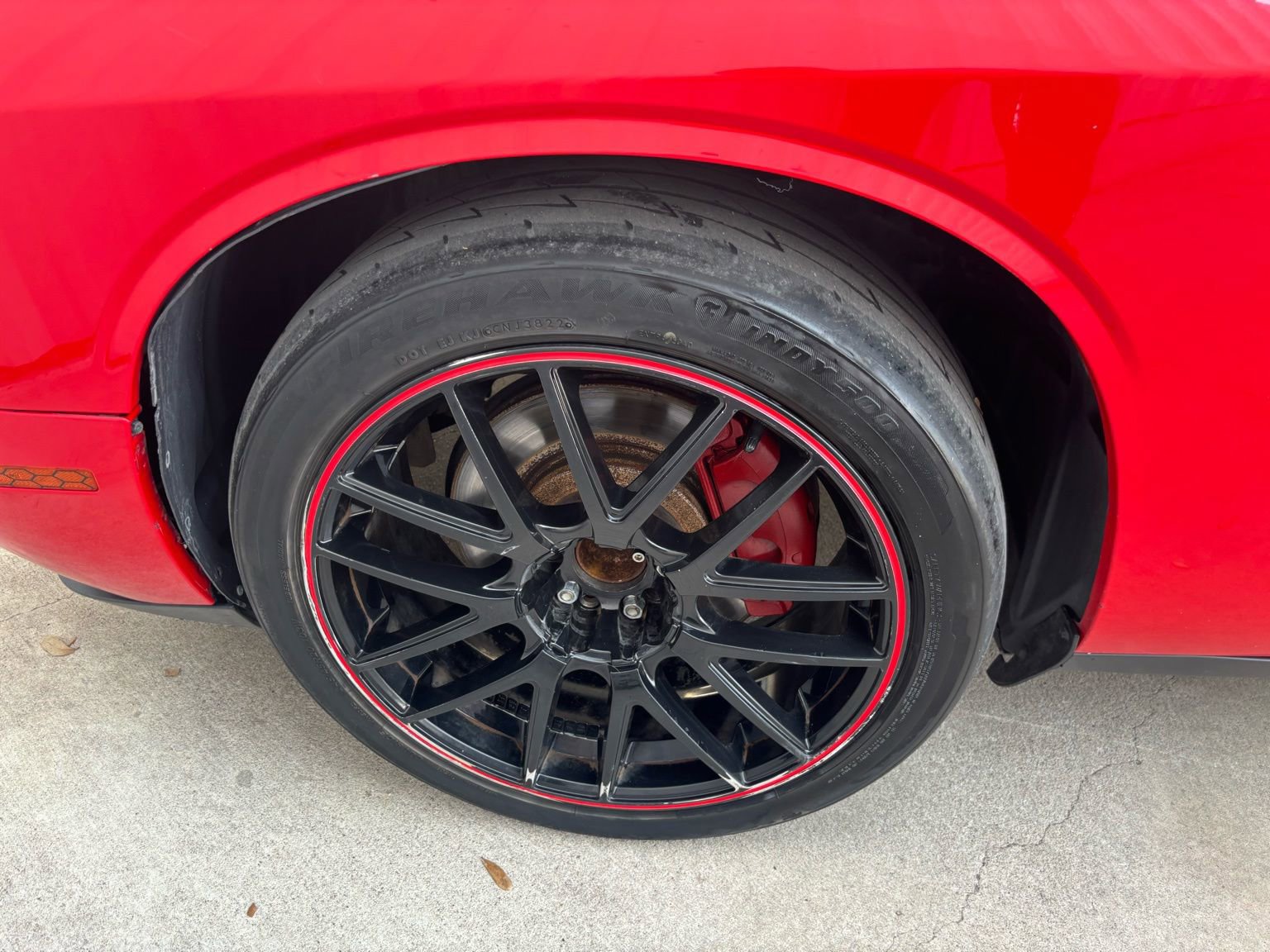 Used 2017 Dodge Challenger R/T image 11