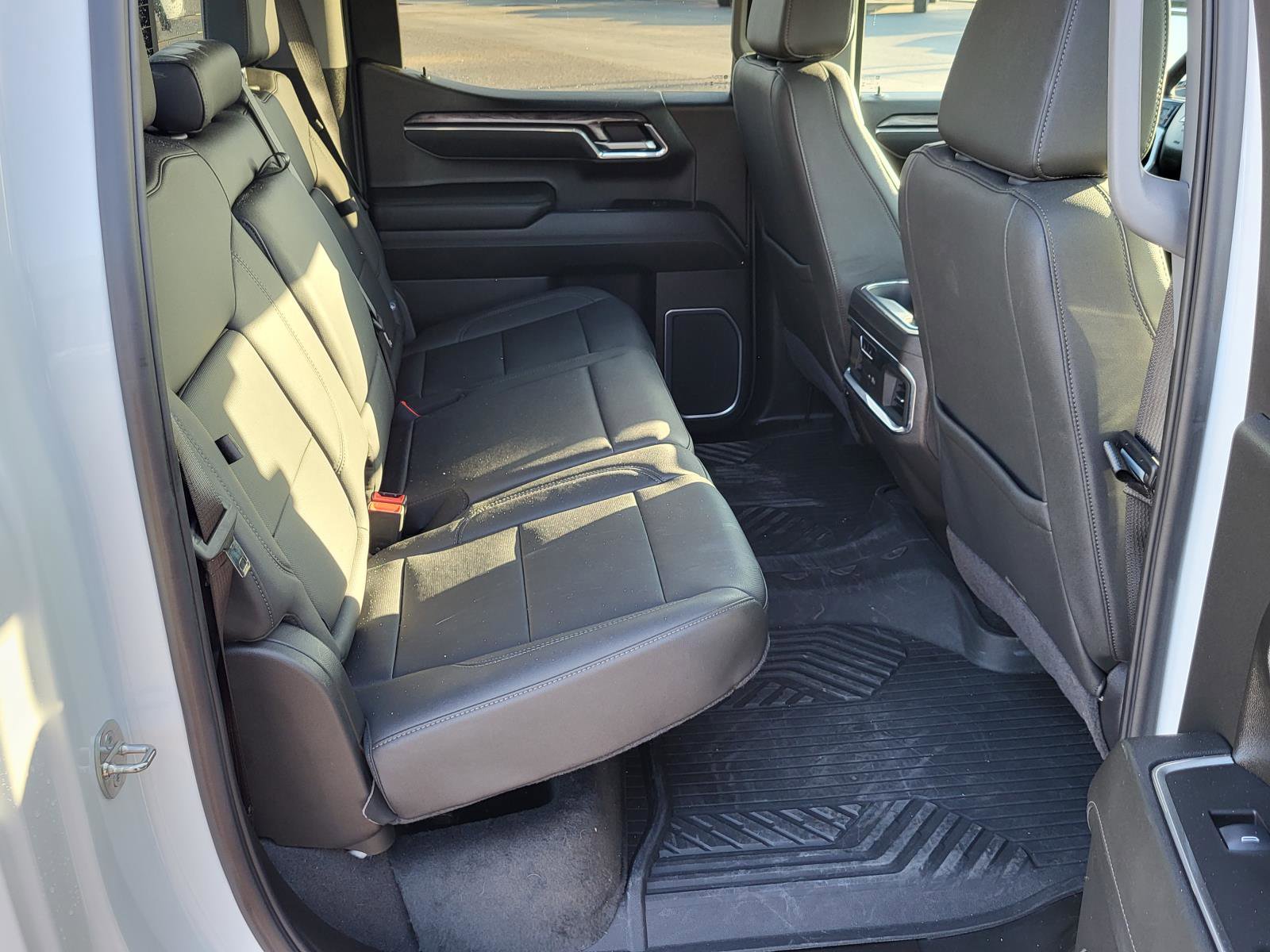 Used 2024 Chevrolet Silverado 1500 LTZ w/ Technology Package image 11