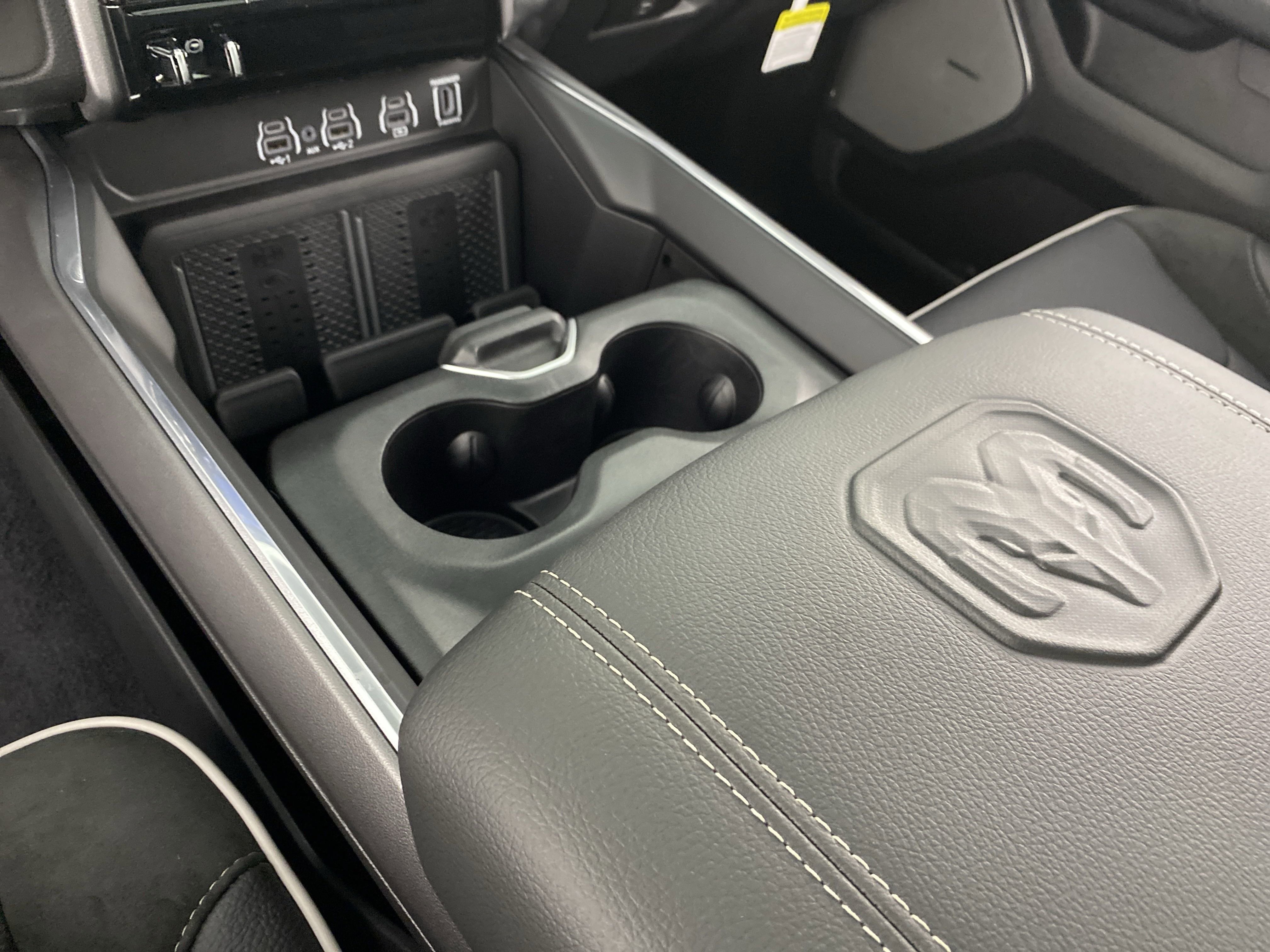 New 2026 RAM 1500 Laramie w/ Night Edition image 31