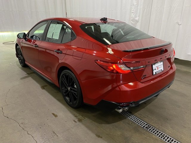 Used 2026 Toyota Camry Hybrid w/ Multimedia Upgrade Package image 6