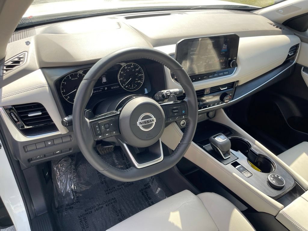 Certified 2021 Nissan Rogue SL w/ Premium Package AWD/4WD image 9