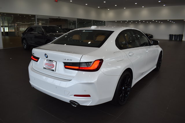 Used 2024 BMW 330i xDrive Sedan w/ Convenience Package AWD/4WD image 7