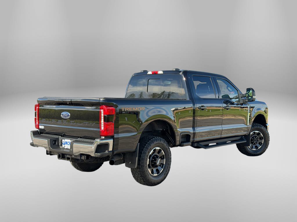 Used 2023 Ford F250 Lariat w/ Tremor Off-Road Package AWD/4WD image 4