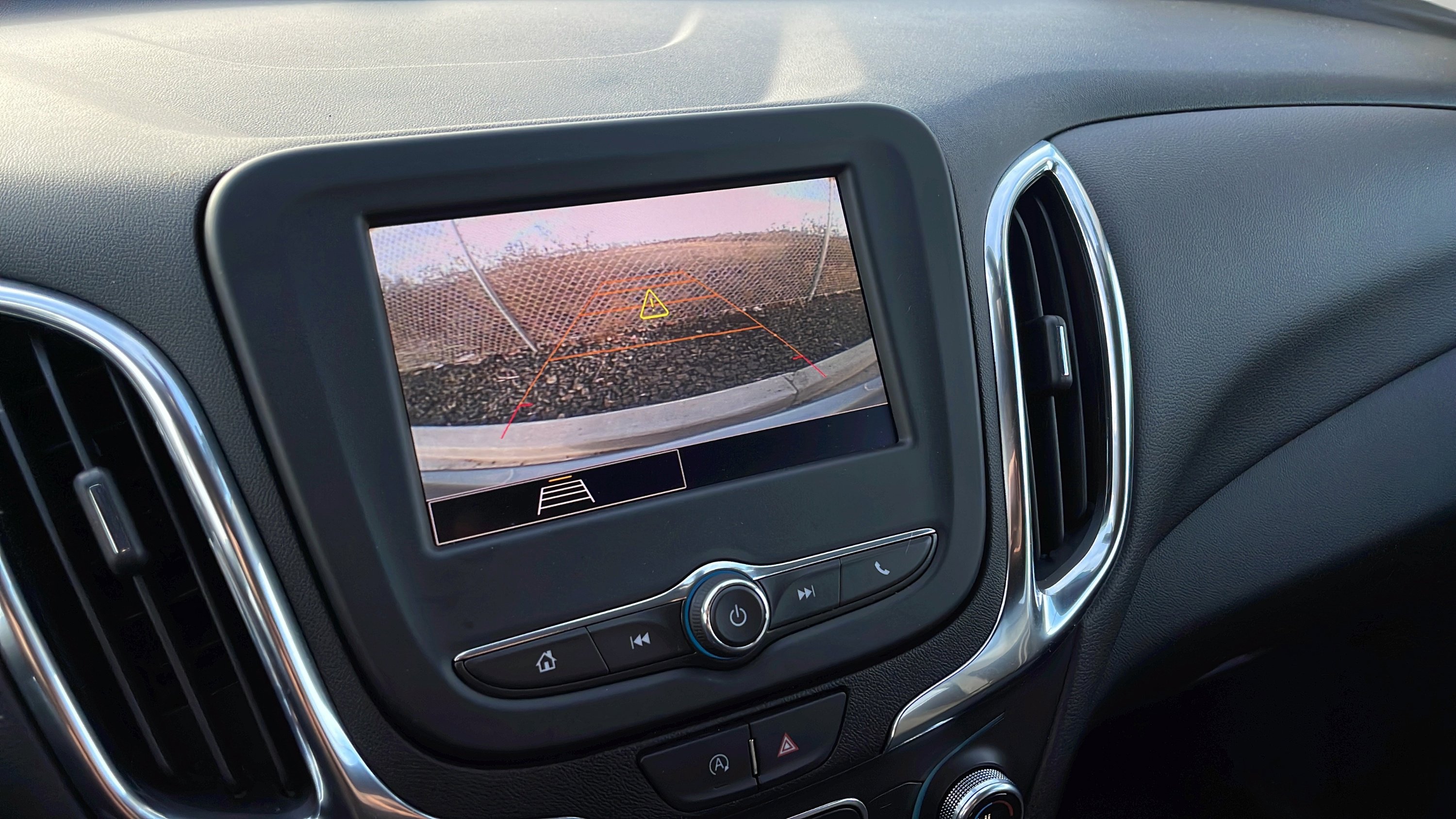 Used 2024 Chevrolet Equinox LT image 16