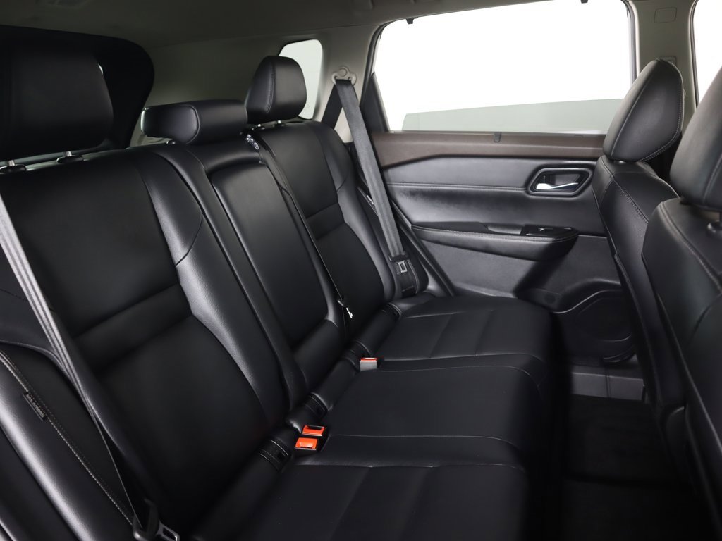 Used 2023 Nissan Rogue SL w/ SL Premium Package image 37