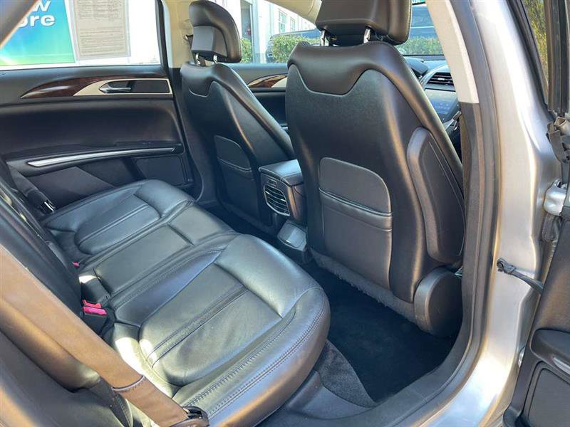 Used 2013 Lincoln MKZ image 50