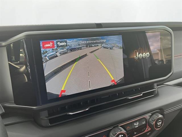 Used 2024 Jeep Wrangler Unlimited Rubicon 392 image 17