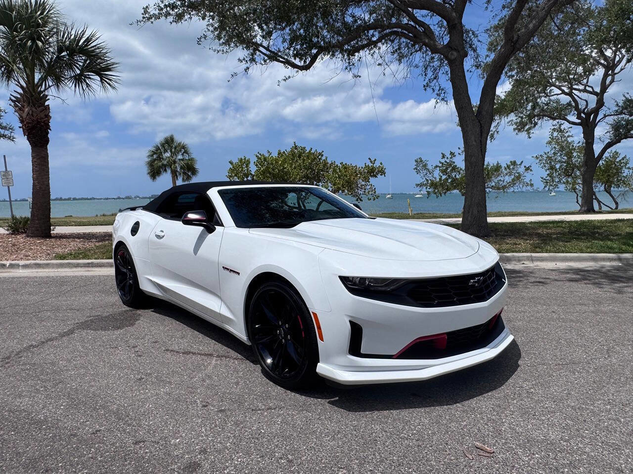 Used 2023 Chevrolet Camaro LT w/ Redline Edition RWD image 11