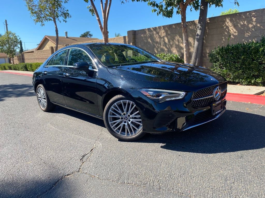 Used 2025 Mercedes-Benz CLA 250 image 2