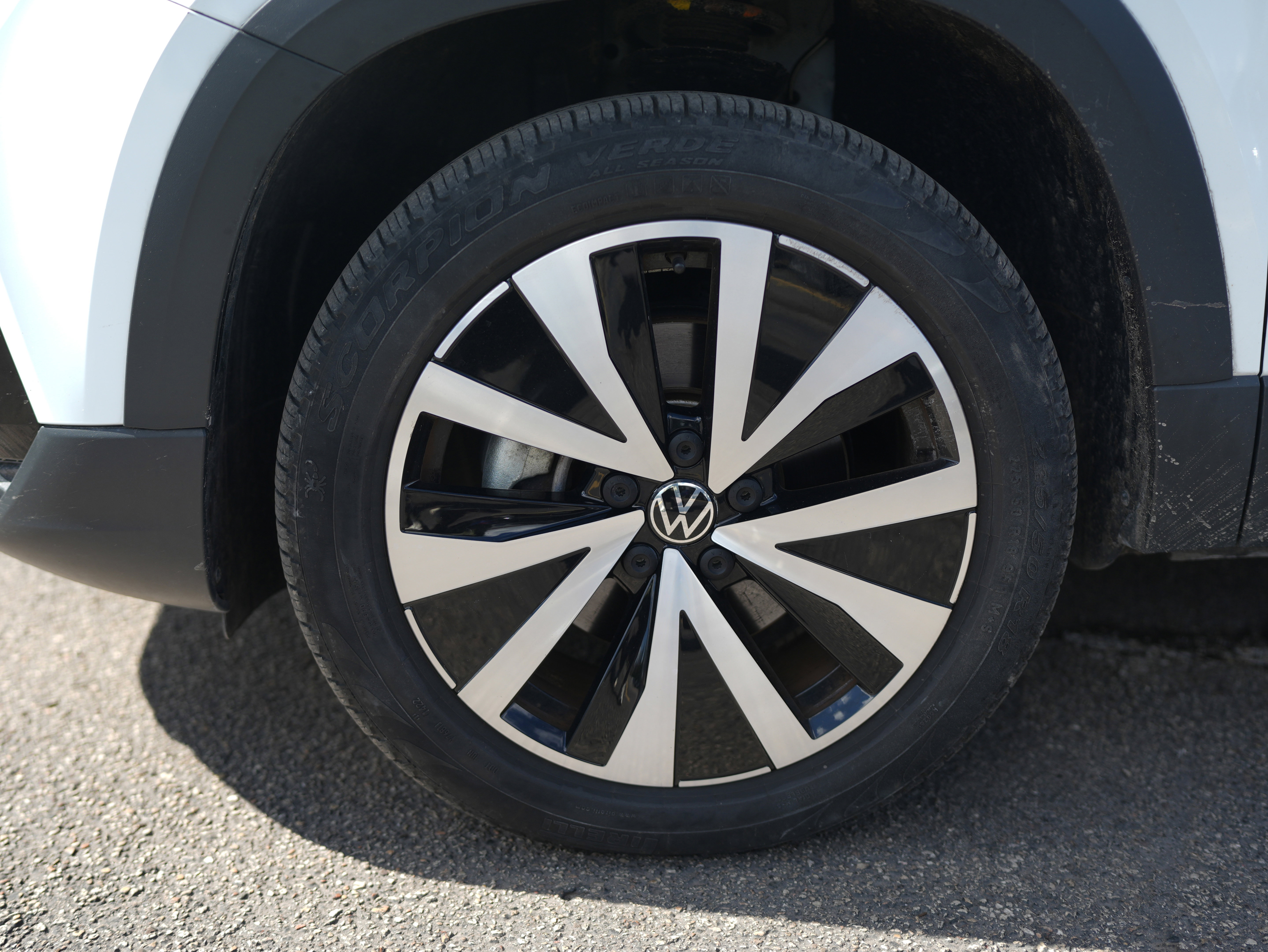 Used 2022 Volkswagen Taos SE image 11