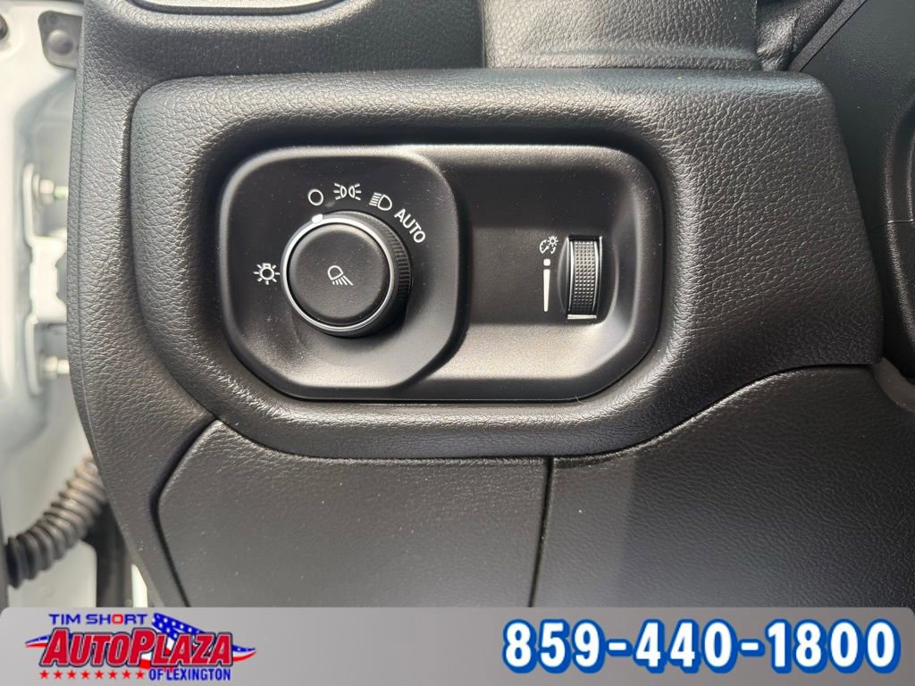 Used 2024 RAM 3500 Tradesman image 15