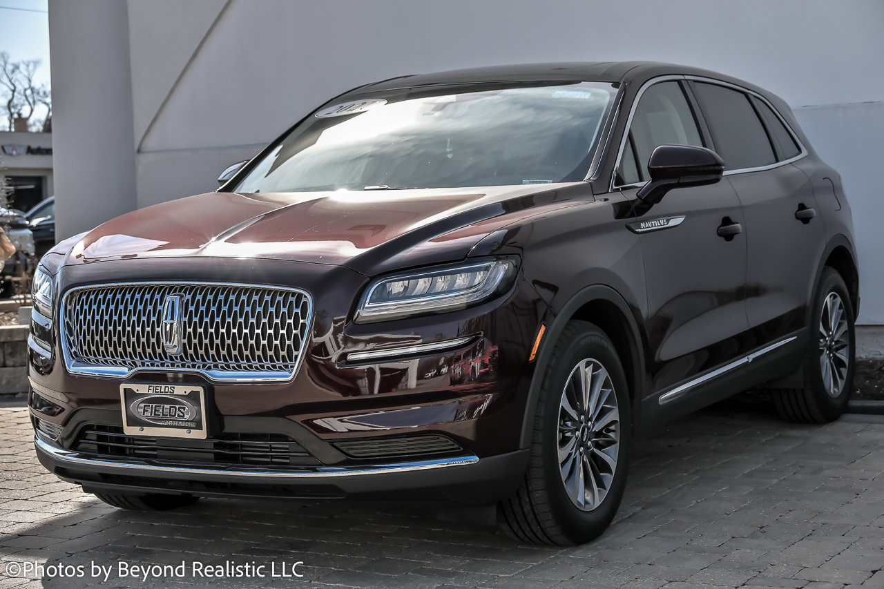 Used 2021 Lincoln Nautilus Reserve image 3