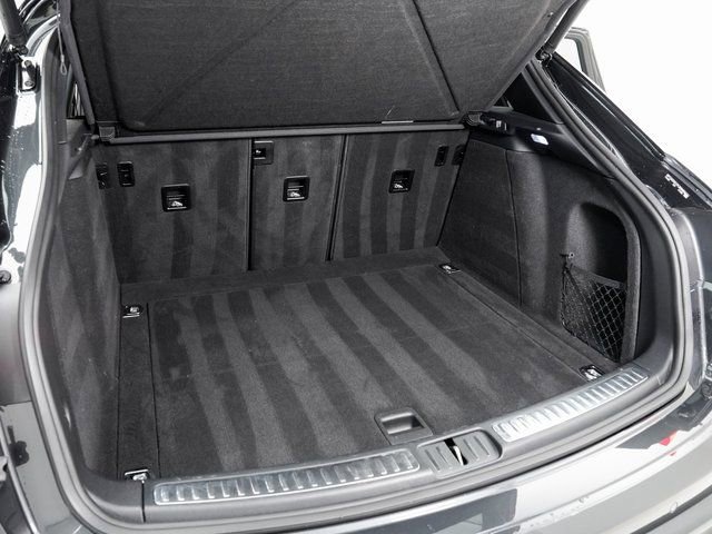 Used 2023 Porsche Macan Turbo image 27
