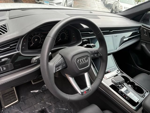 Certified 2025 Audi RS Q8 performance AWD/4WD image 9