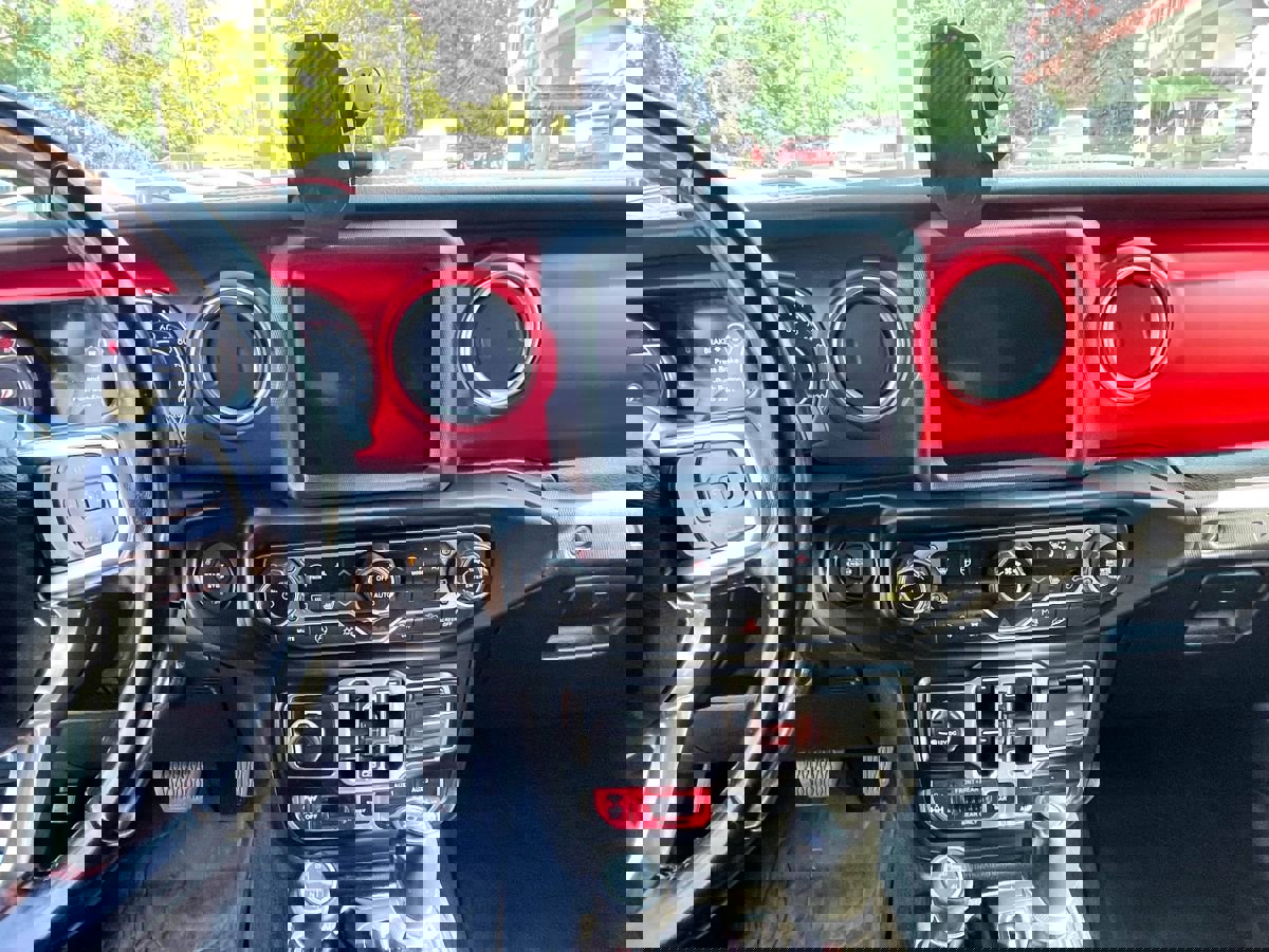 Used 2020 Jeep Wrangler Unlimited Rubicon AWD/4WD image 12