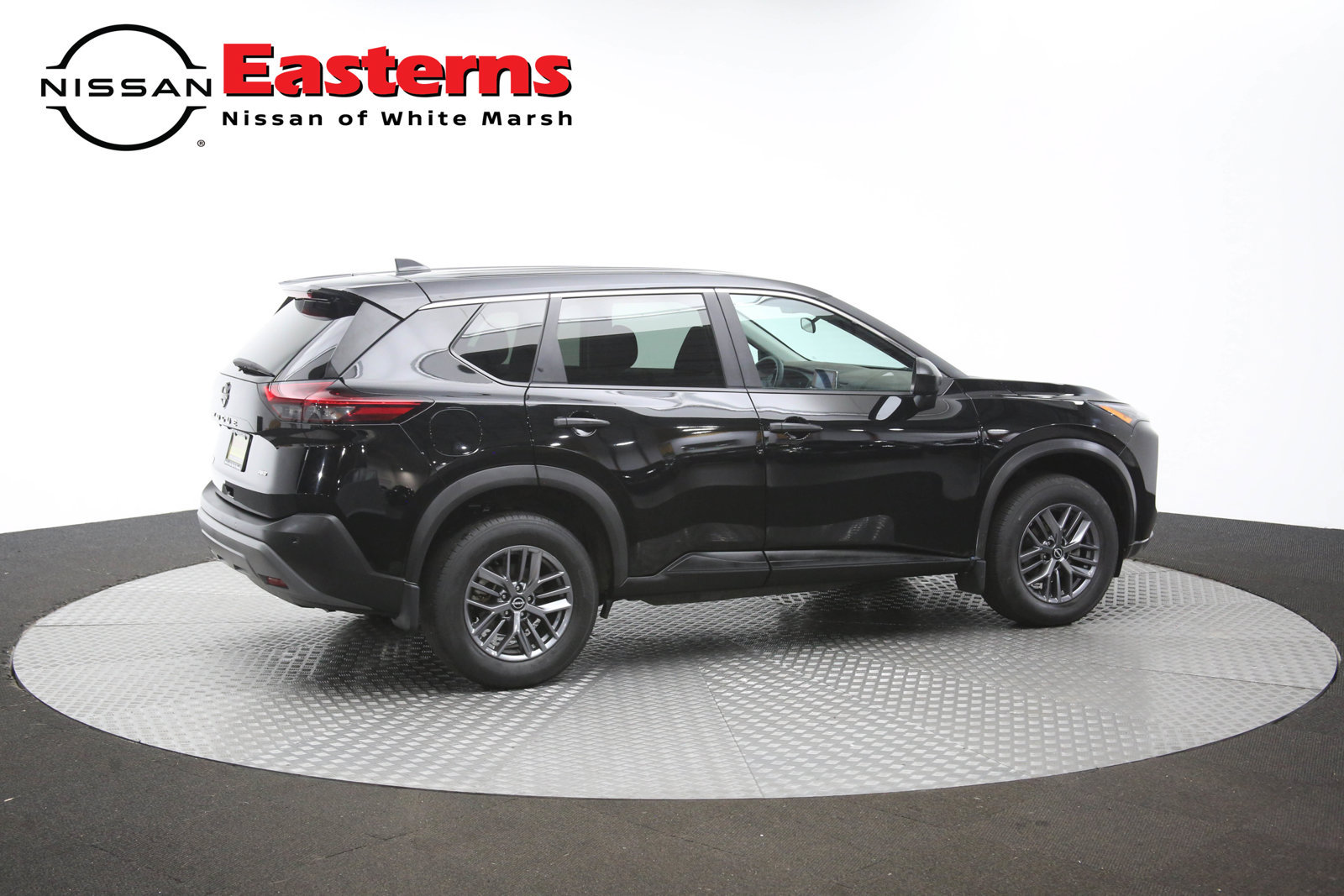 Used 2023 Nissan Rogue S AWD/4WD image 42