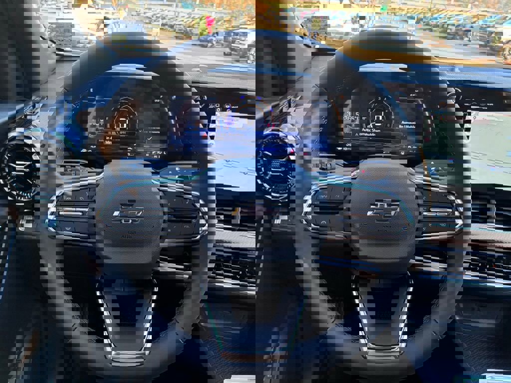 New 2026 Chevrolet Equinox ACTIV w/ Convenience Package III image 23