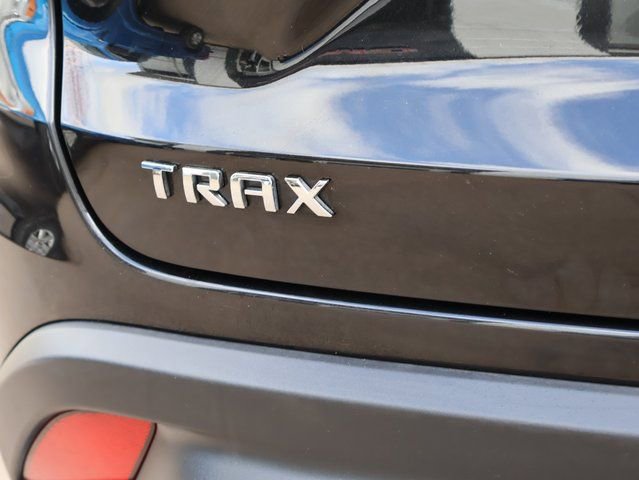 Certified 2025 Chevrolet Trax LT image 18