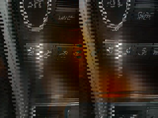 Used 2022 Subaru Ascent Touring image 19