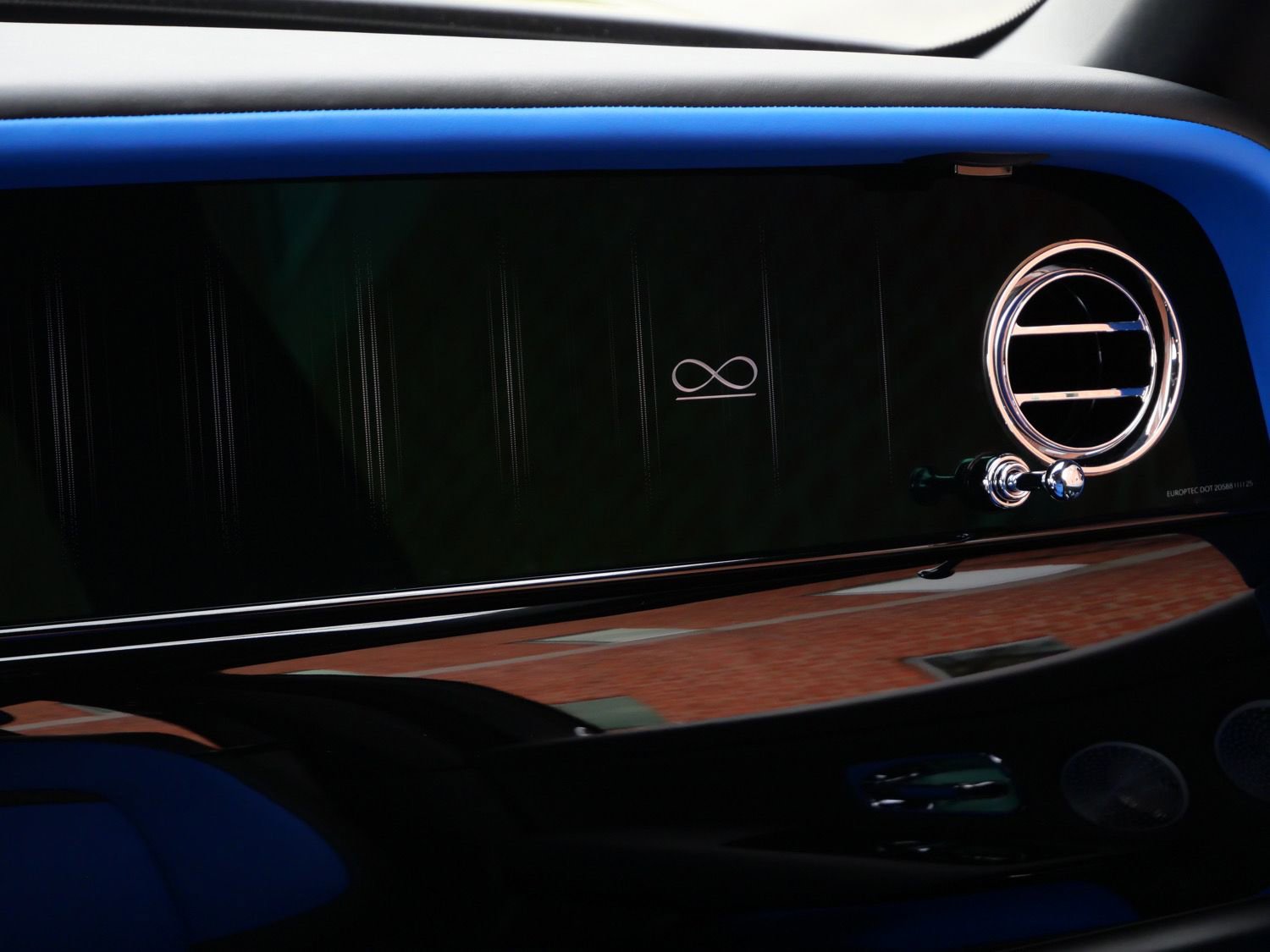 New 2026 Rolls-Royce Cullinan Black Badge AWD/4WD image 27