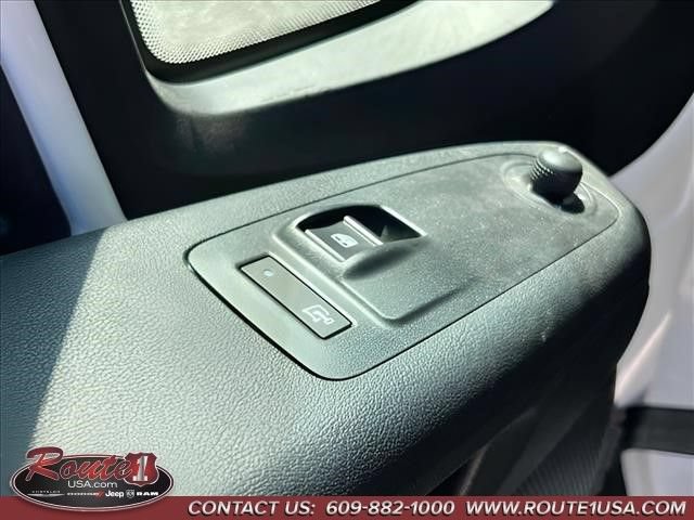New 2024 RAM ProMaster 3500 w/ Delivery Van Package FWD image 11