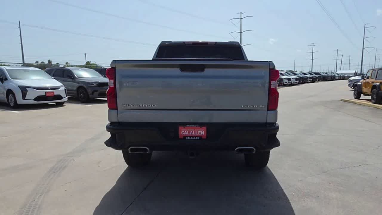 Used 2024 Chevrolet Silverado 1500 Custom Trail Boss AWD/4WD image 7
