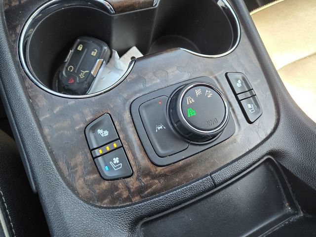 Used 2020 GMC Acadia Denali AWD/4WD image 19