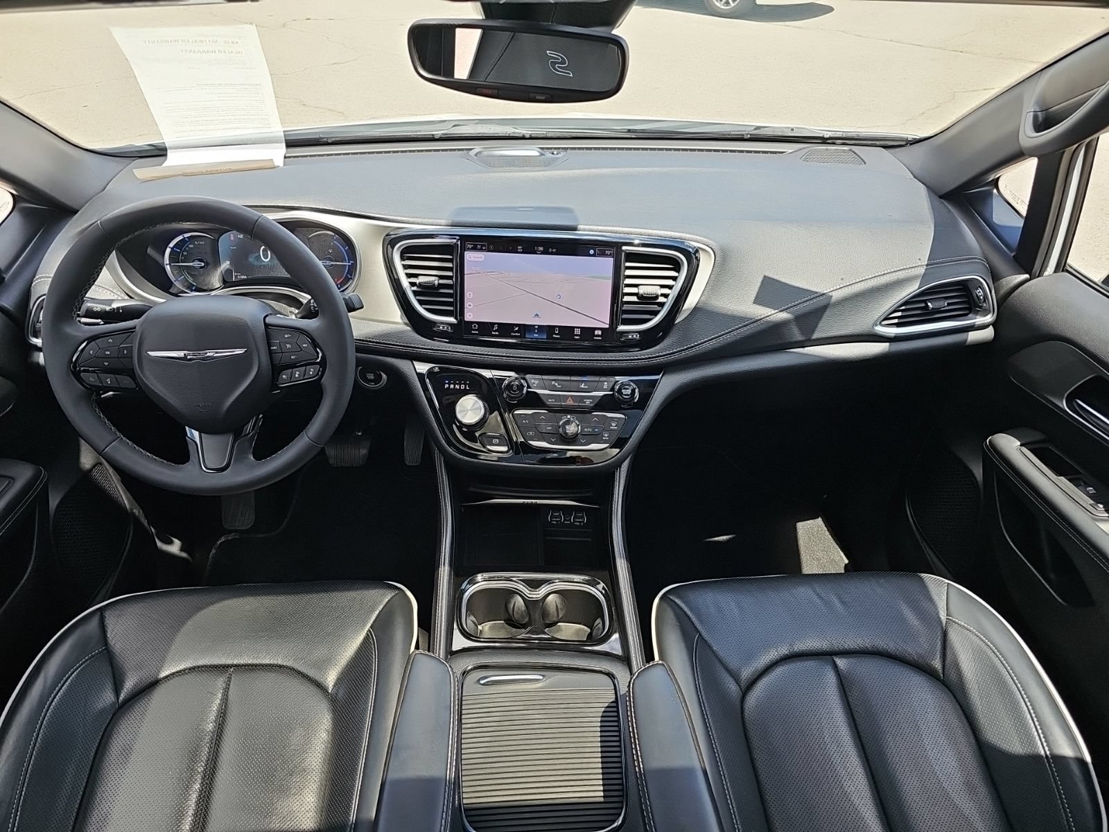 Used 2024 Chrysler Pacifica Premium FWD image 24